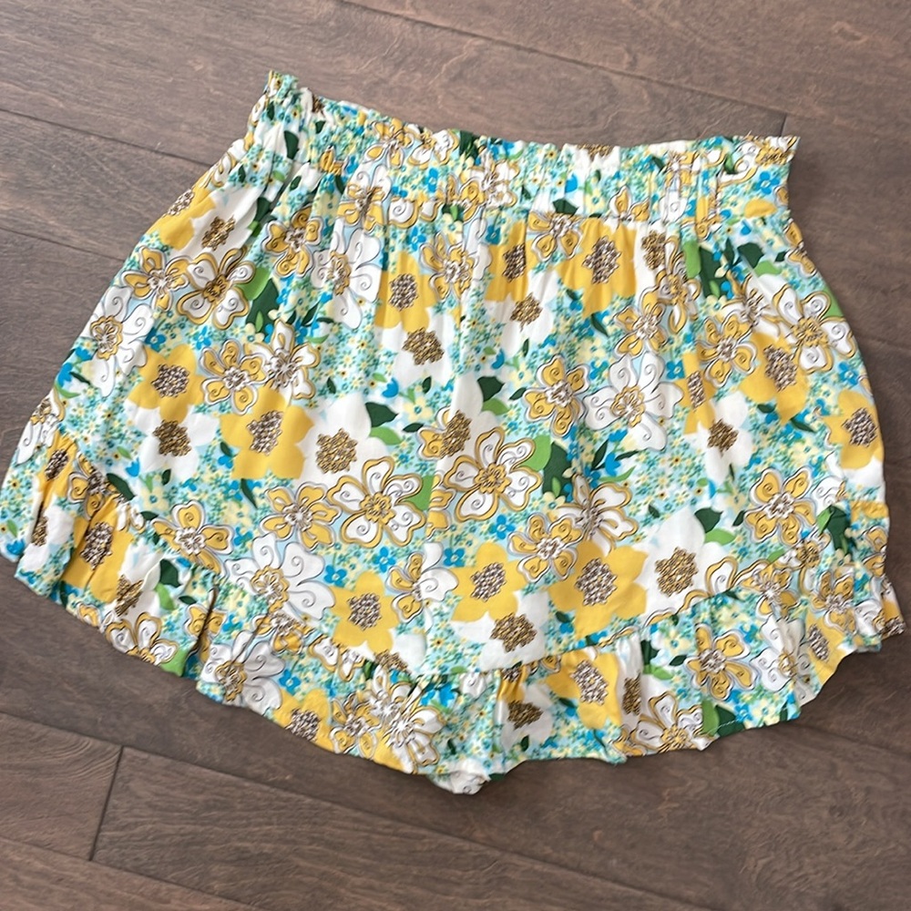 Wild Fable Flowy Ruffle Shorts - Picture 4 of 4